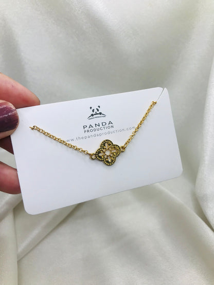 Vintage Gold Clover Bracelet