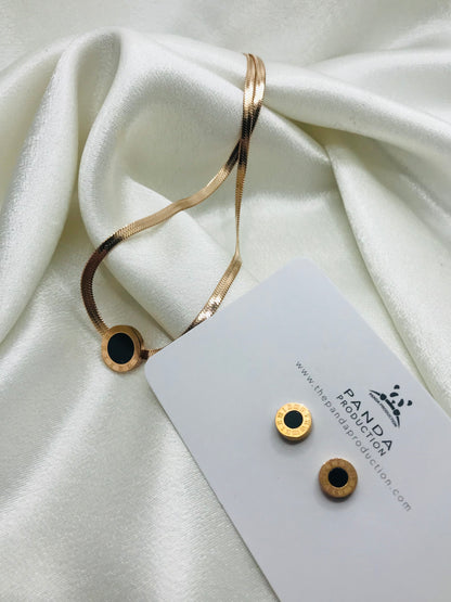 Pendant Set with Black Accents
