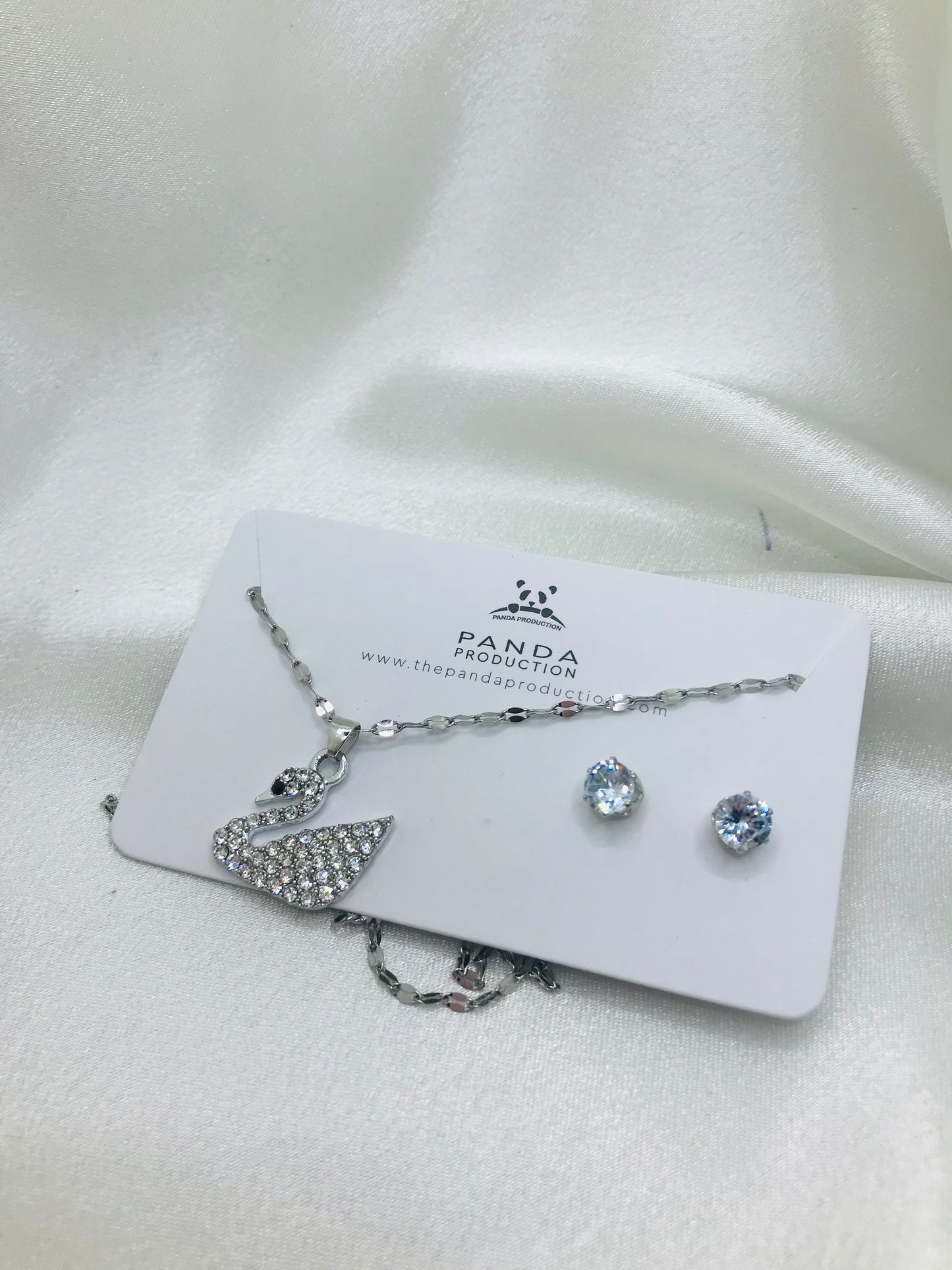Swan Necklace and Earrings Set
