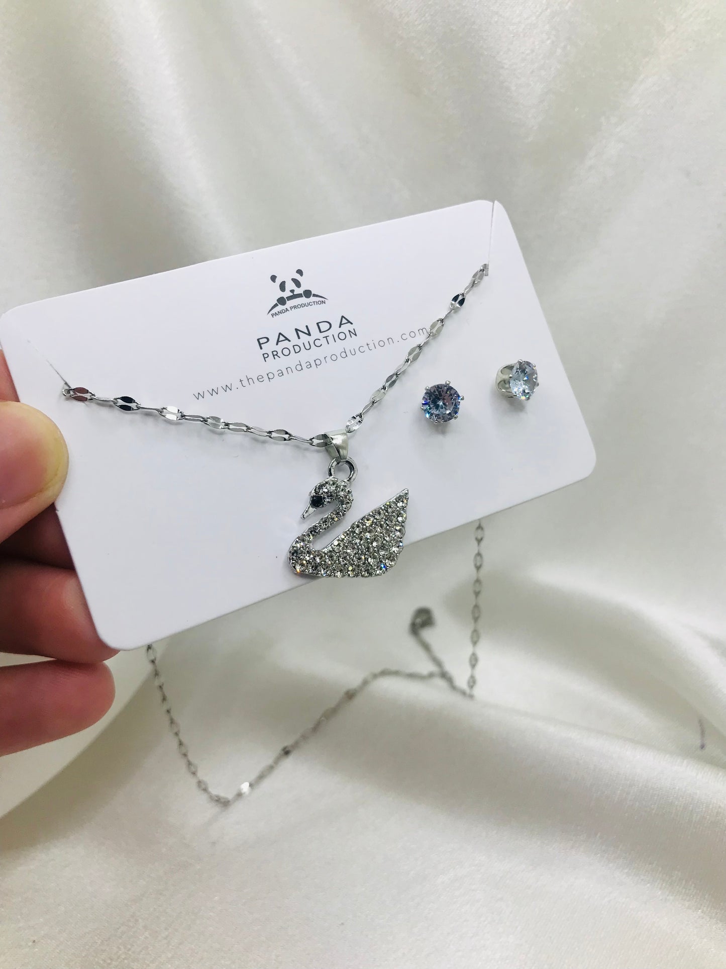 Swan Necklace and Earrings Set