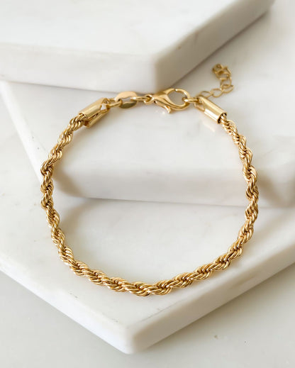 Snake chain bracelet