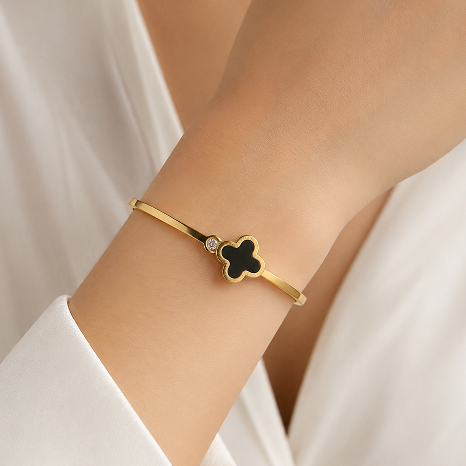 Van Cleef Handcuff Gold