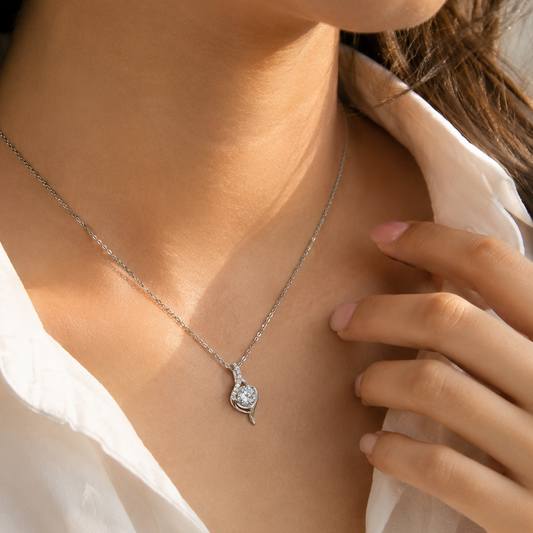 Queen Dimond Necklace