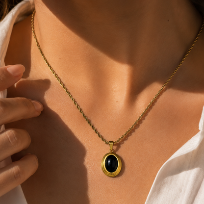 Stone Snake Chain Pendent