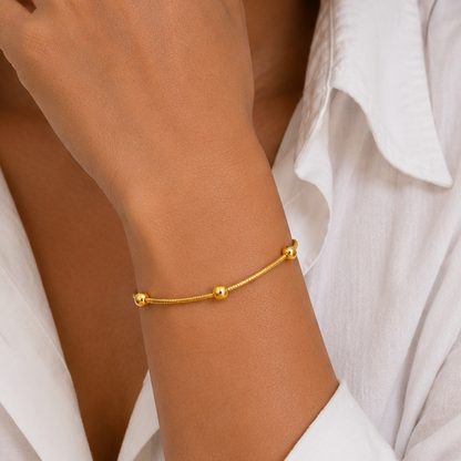 Minimal Gold Beaded Bracelet
