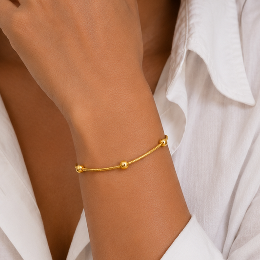 Minimal Gold Beaded Bracelet