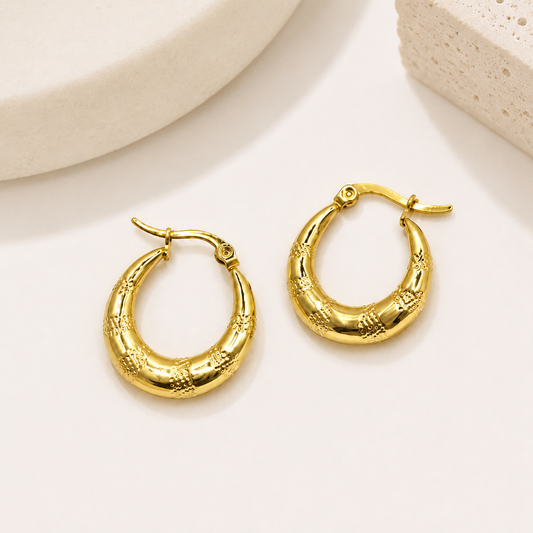 Circle Elegant Hoop