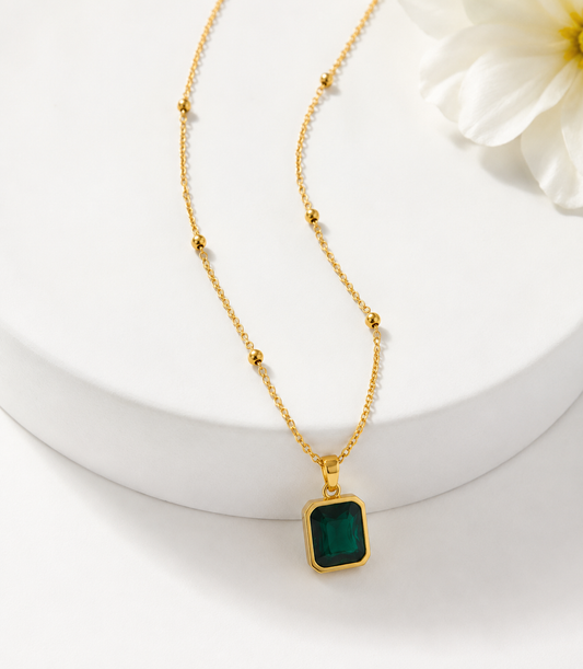 Emerald Grace Pendant Necklace