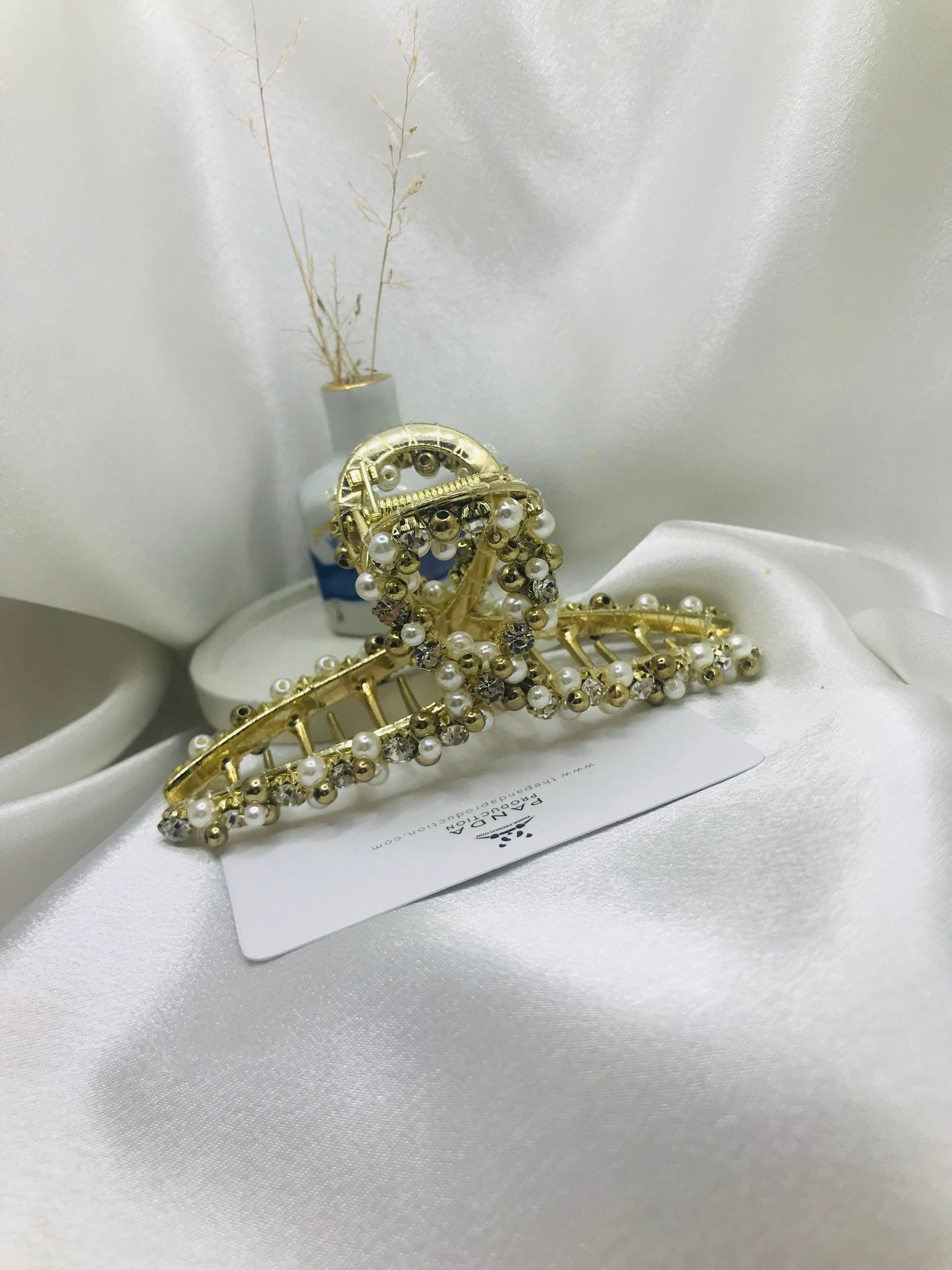 Fancy Pearl Hair Claw