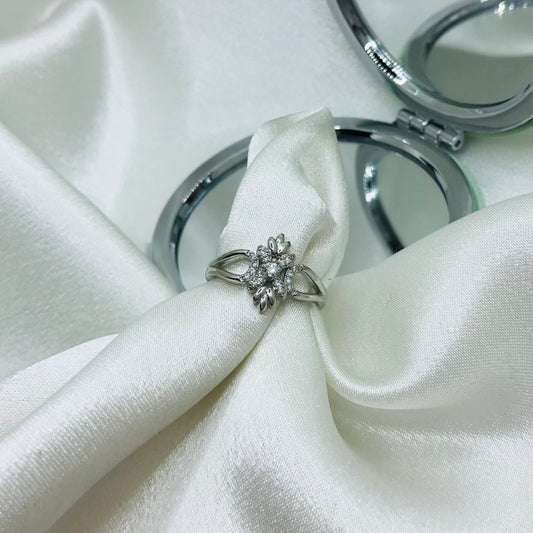 Flower Diamond Ring