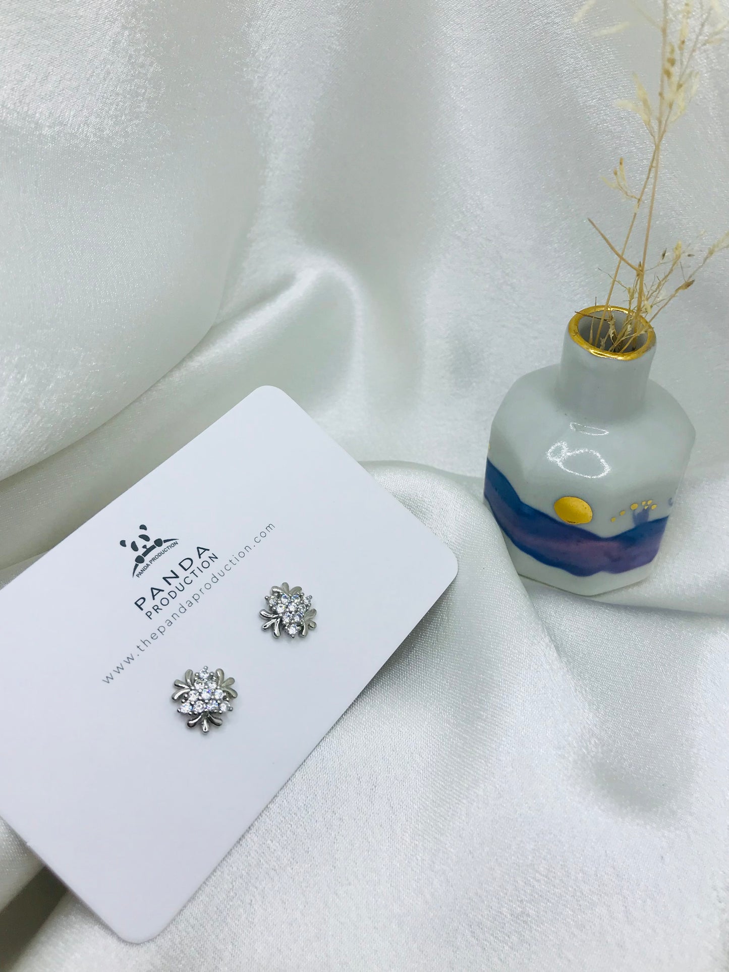 Flower Diamond Stud Earrings
