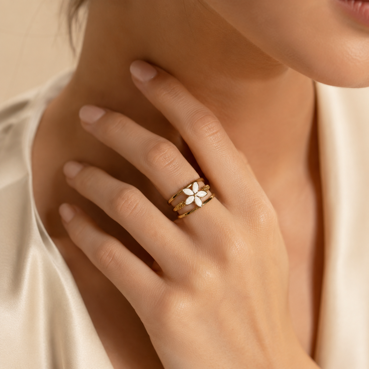 Flower elegant ring