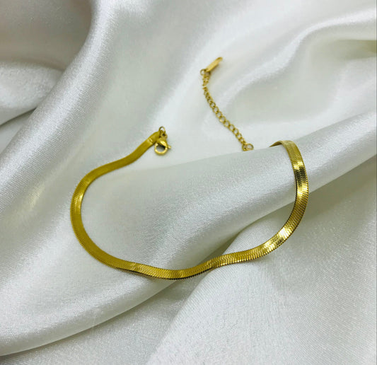 Gold Snack Chain Bracelet