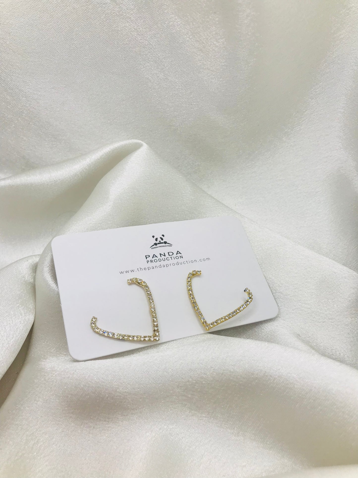 Minimal Heart Earrings