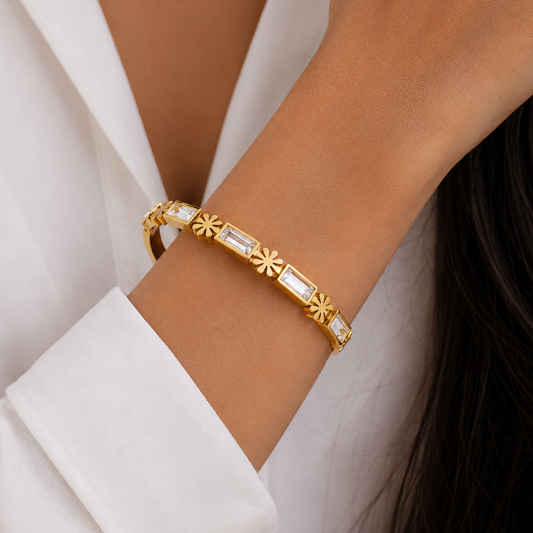 Daisy Crystal Bangle