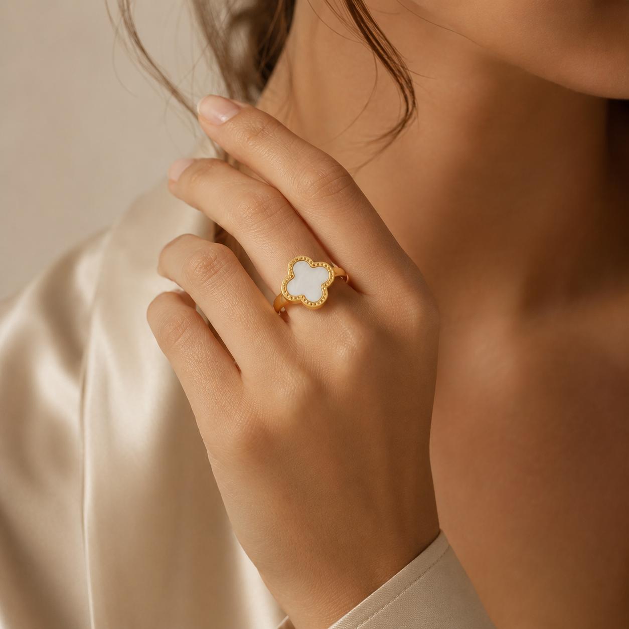 Midnight White  Clover Ring