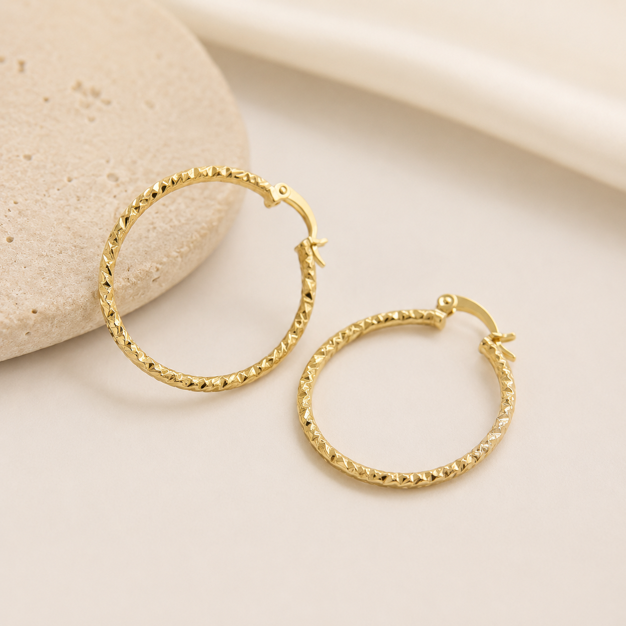 Minimal Twisted Hoop Earrings