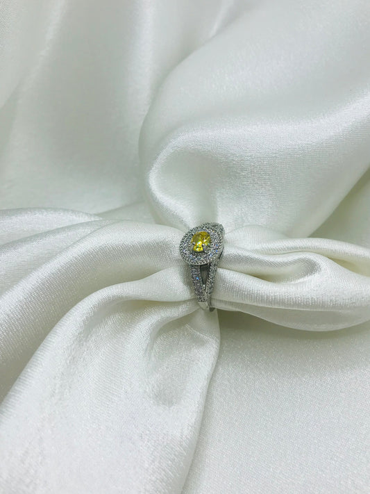 Oval Yellow Gemstone Ring
