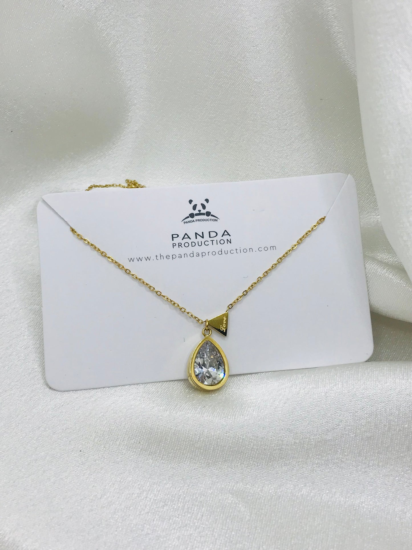 Teardrop Gold Pendant
