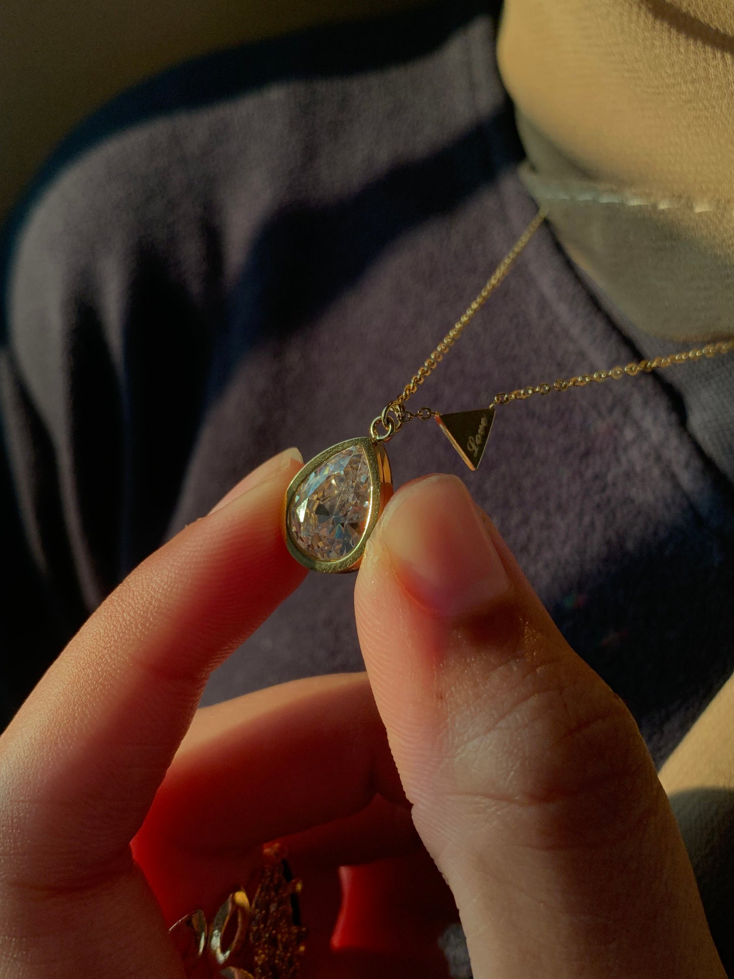 Teardrop Gold Pendant