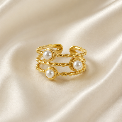 Elegant Pearl Ring