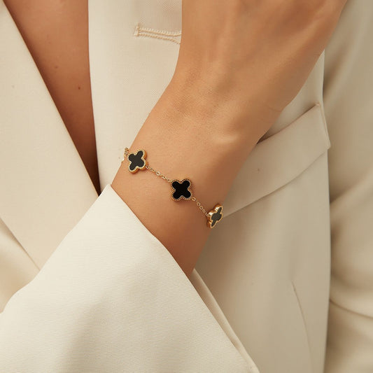 Minimalist Straight Clover Bracelet